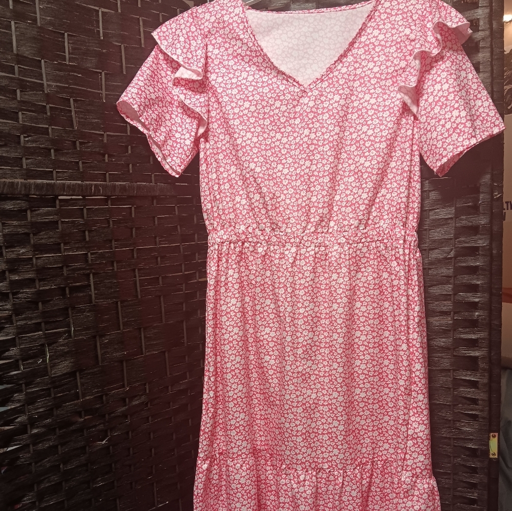 Fluffy Short Sleved Midi Dress